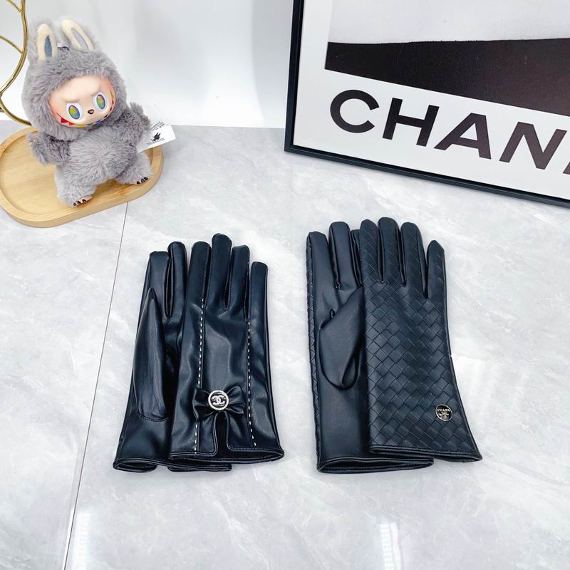 Chanel Gloves dx10